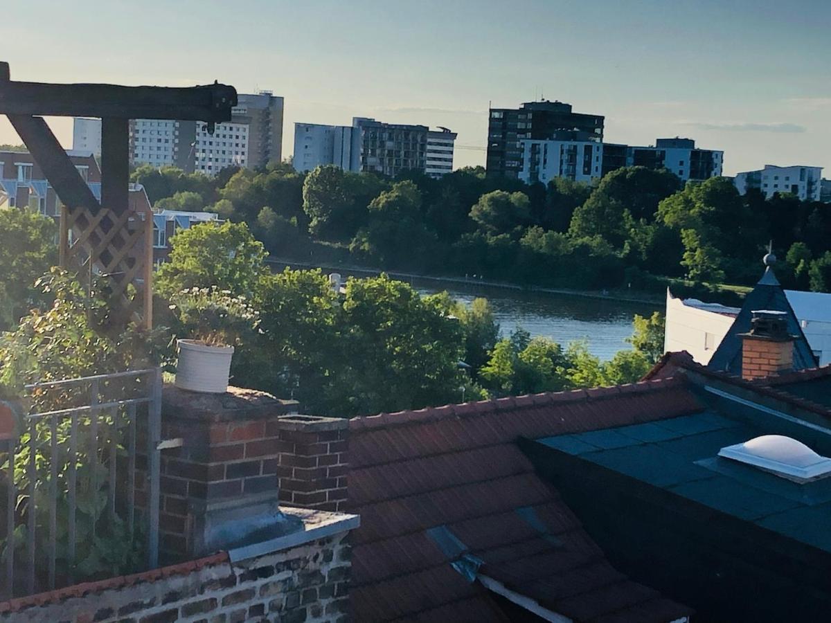 Apartment Hd-appartment Mit Neckar- Und Schlossblick